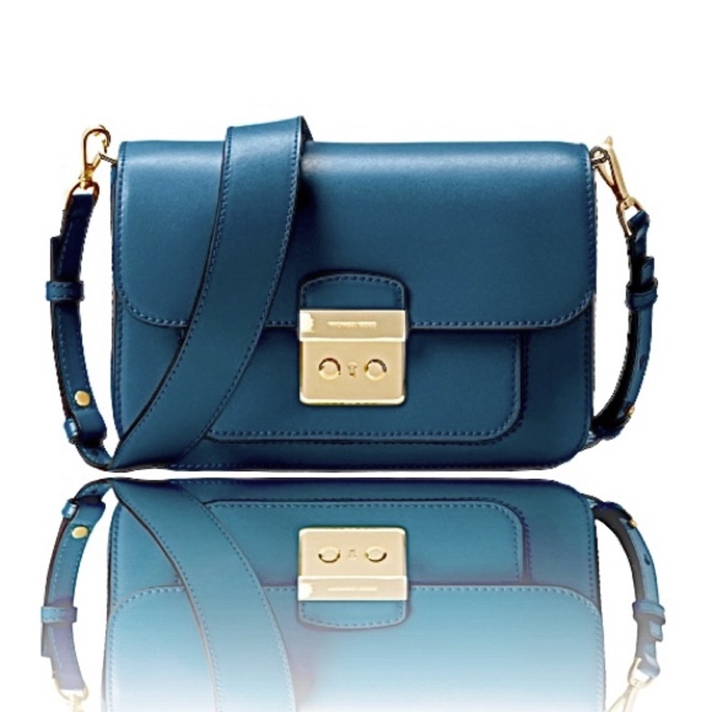 MICHAEL KORS Sloan Editor Leather Shoulder…